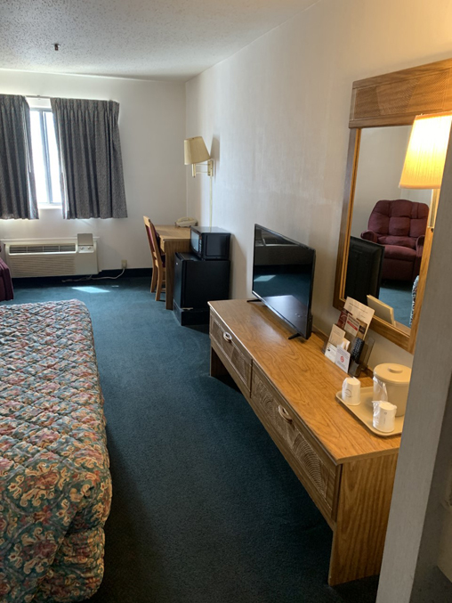 New Martinsville Inn King Room